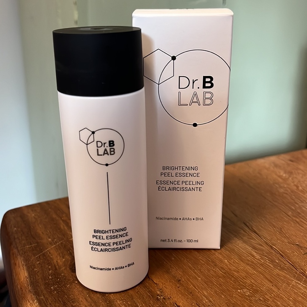 NIB Dr. B Lab Brightening Peeling Essence